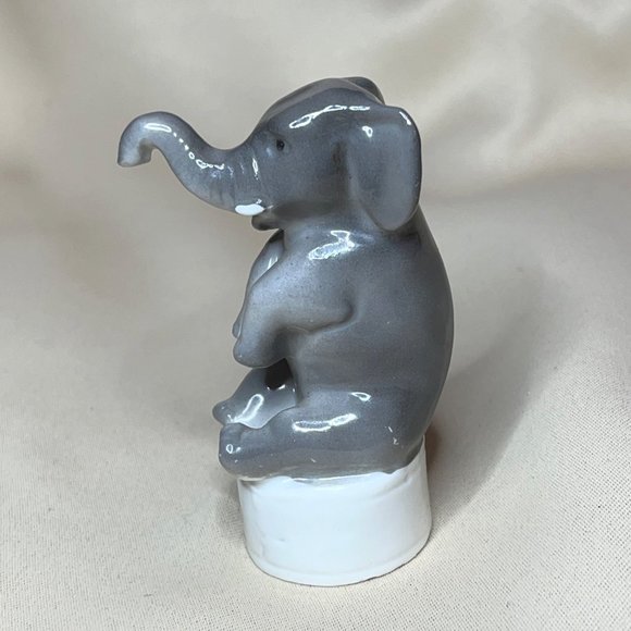 Vintage Erphila Ceramic Elephant Figurine Germany - Picture 5 of 7
